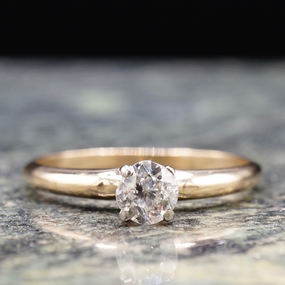 Gorgeous si2 .33 Old Mine Cut Diamond Engagement Ring 14k Yellow Gold Size 5.25